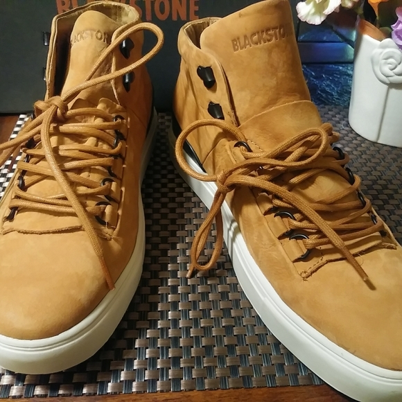 Blackstone "Corteccia" New in box. - Picture 13 of 16